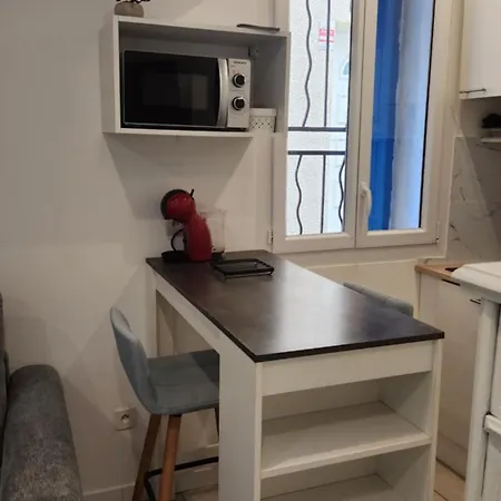 Douillet بيربينيو